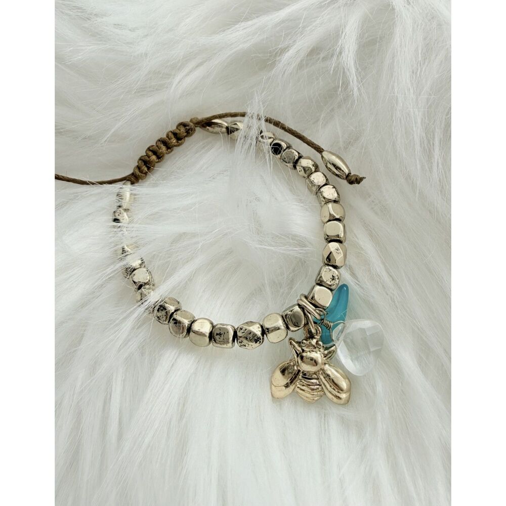 Boho Gold Toned Beaded Bracelet with Bee Charm & Blue Tooth – Adjustable 5" to 8